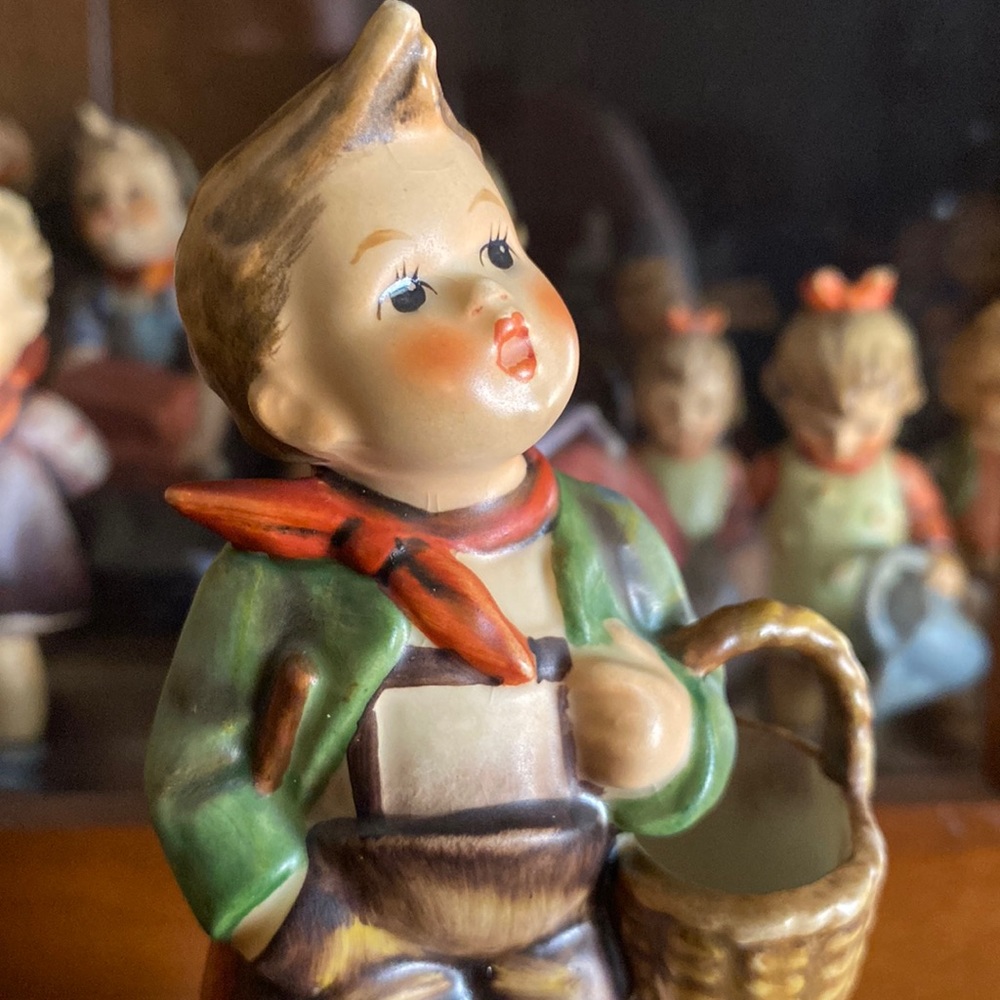 🧡TM5 ‘Village Boy’ Hummel Goebel #51 2/0